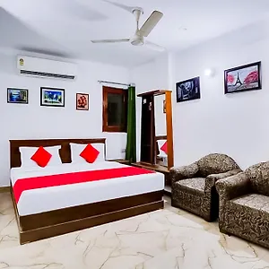 Hotel Hauz Khas - Near, New Delhi